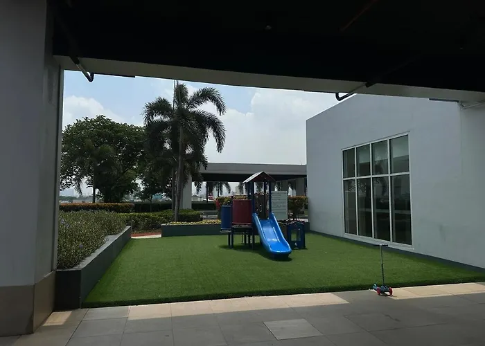 Aparthotel The Only Double Unit At Sun Residences Qc