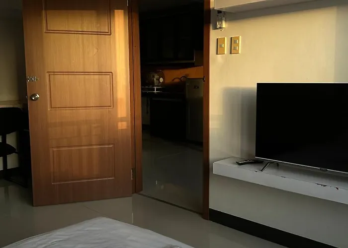The Only Double Unit At Sun Residences Qc Aparthotel
