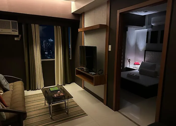 The Only Double Unit At Sun Residences Qc Aparthotel